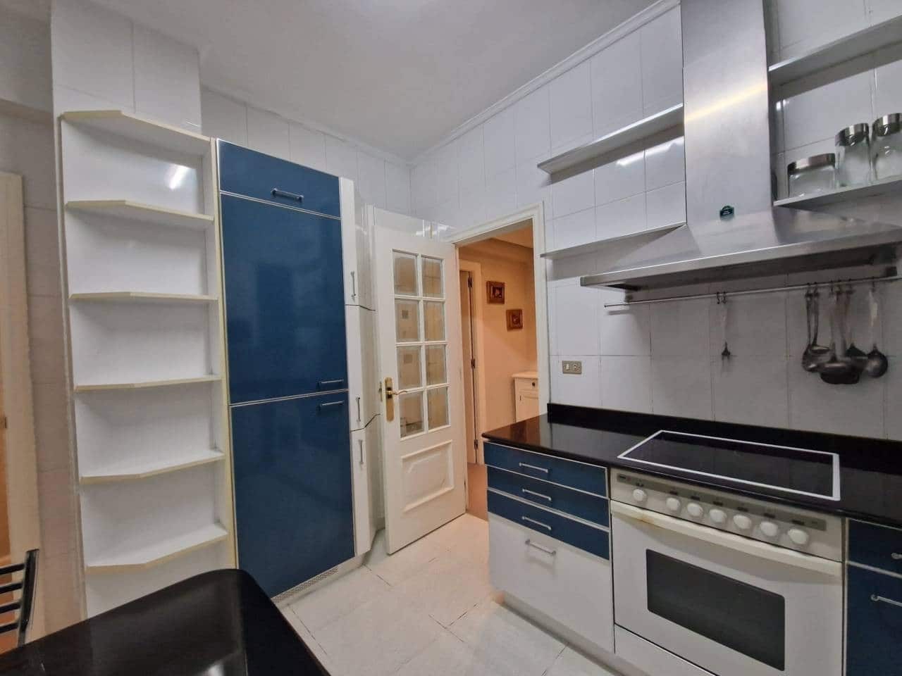 2 soveværelse Lejlighed til leje i Bilbao - € 1.200 (Ref: 8543461)