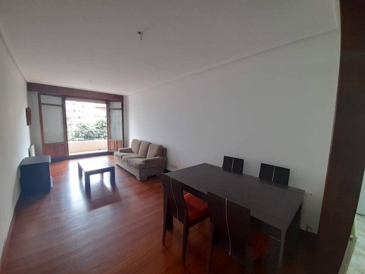 1 slaapkamer Flat te huur in Bilbao met garage - € 1.150 (Ref: 8636030)