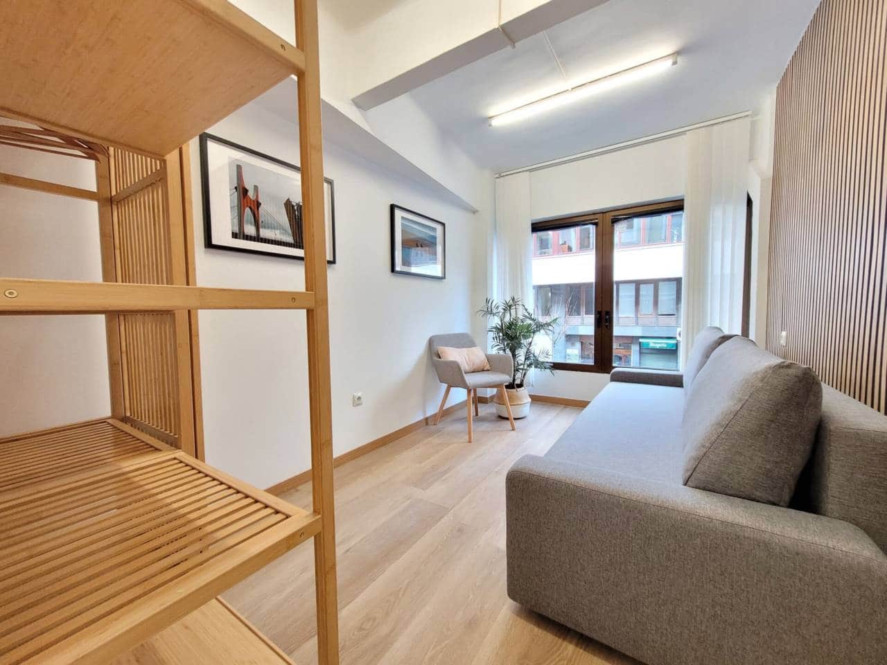 Kontor til leje i Bilbao - € 700 (Ref: 8740853)