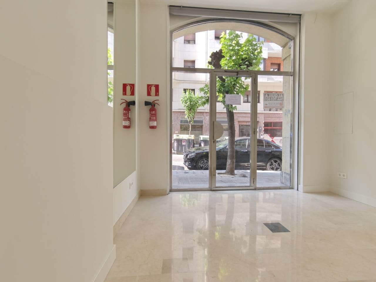 Erhverv til leje i Bilbao - € 850 (Ref: 8769430)