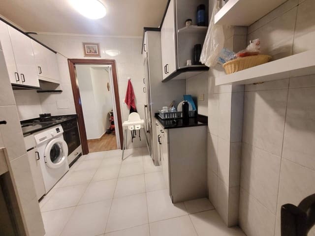 3 slaapkamer Flat te koop in Santurtzi - € 165.000 (Ref: 8769431)