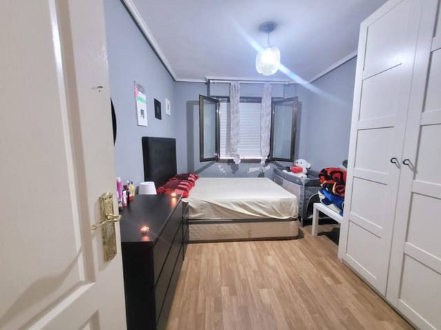 3 slaapkamer Flat te koop in Santurtzi - € 165.000 (Ref: 8769431)