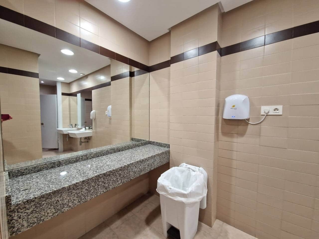 Oficina en Bilbao en alquiler - 500 € (Ref: 8797117)