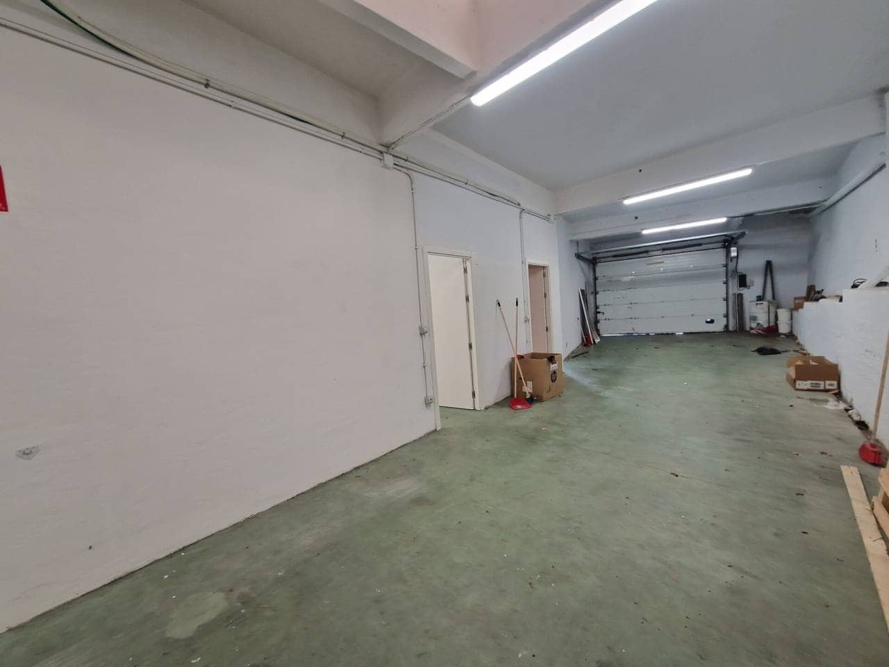 Erhverv til leje i Bilbao - € 1.100 (Ref: 8866672)