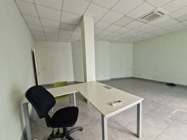 Kommersiell att hyra i Bilbao - 1 100 € (Ref: 8866672)