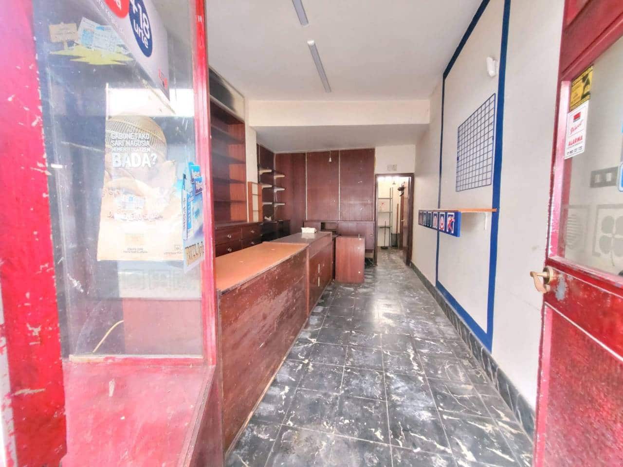 Erhverv til salg i Basauri - € 30.000 (Ref: 8896049)