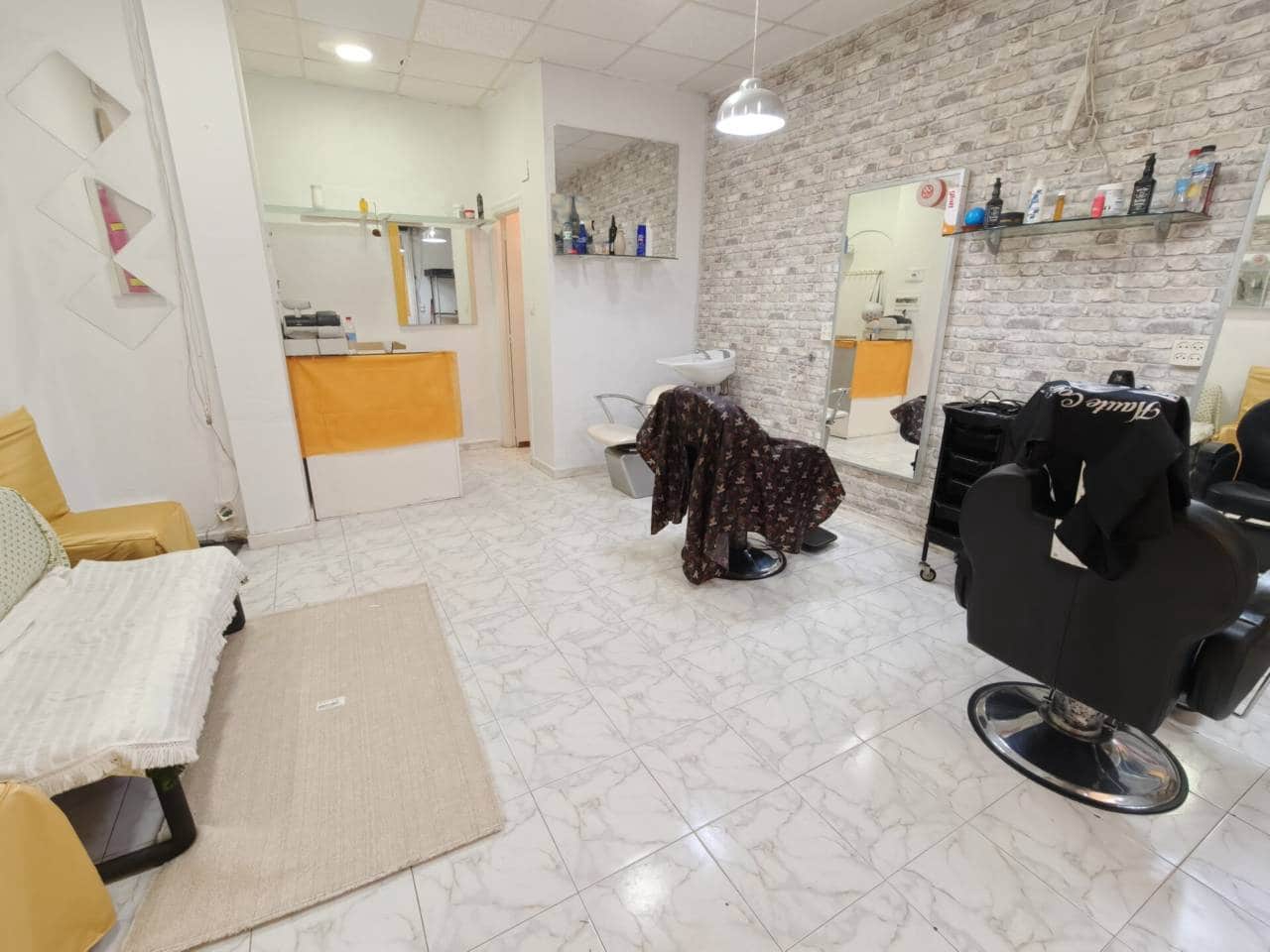 Erhverv til salg i Bilbao - € 125.000 (Ref: 8931763)