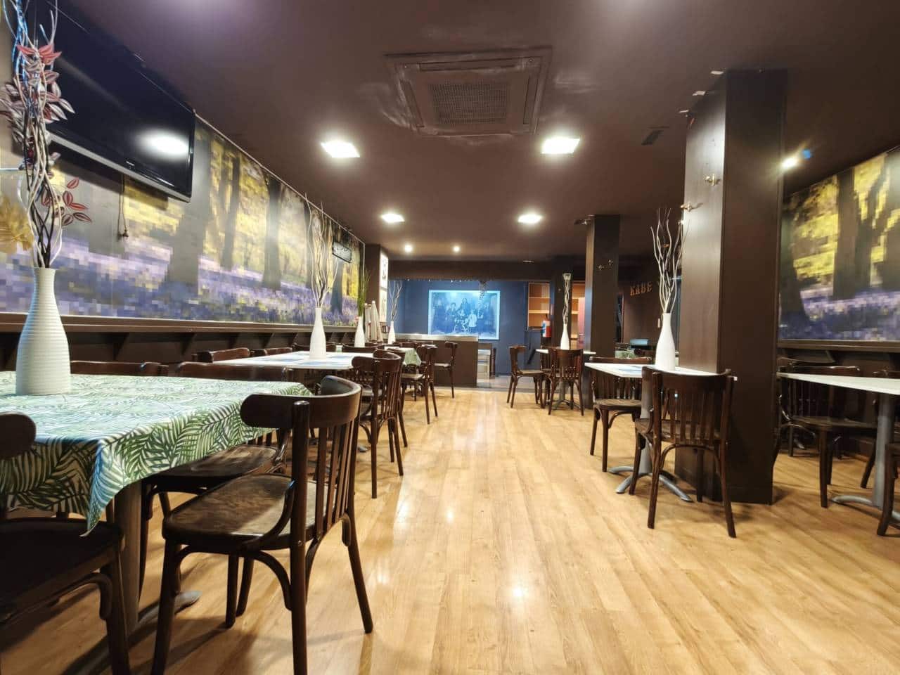 Restaurant/Bar til salgs i Bilbao - € 495 000 (Ref: 9002765)