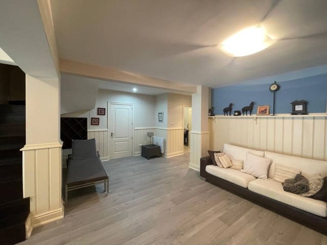 6 bedroom Finca/Country House for sale in Karrantza Harana/Valle de Carranza - € 480,000 (Ref: 9013168)