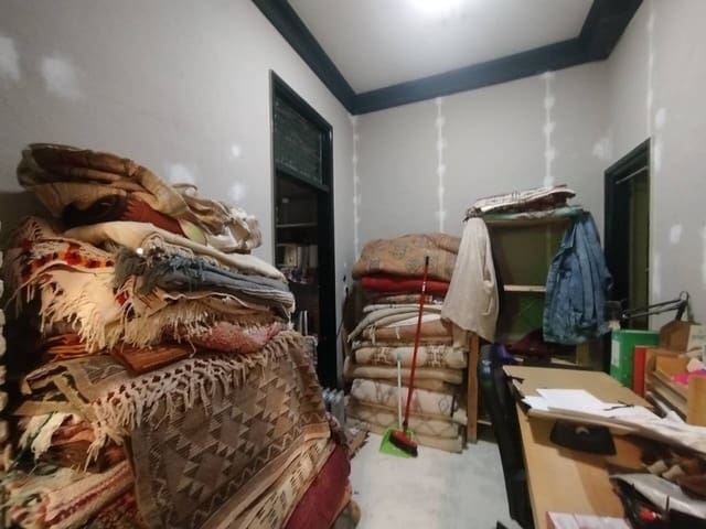 Commercial for sale in Bilbao - € 399,000 (Ref: 9064812)