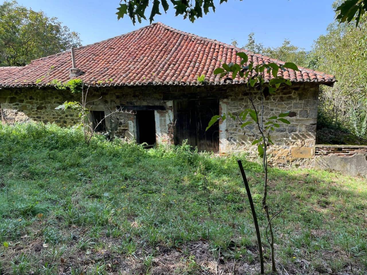 3 soveværelse Finca/Landehus til salg i Karrantza Harana/Valle de Carranza - € 65.000 (Ref: 907541)