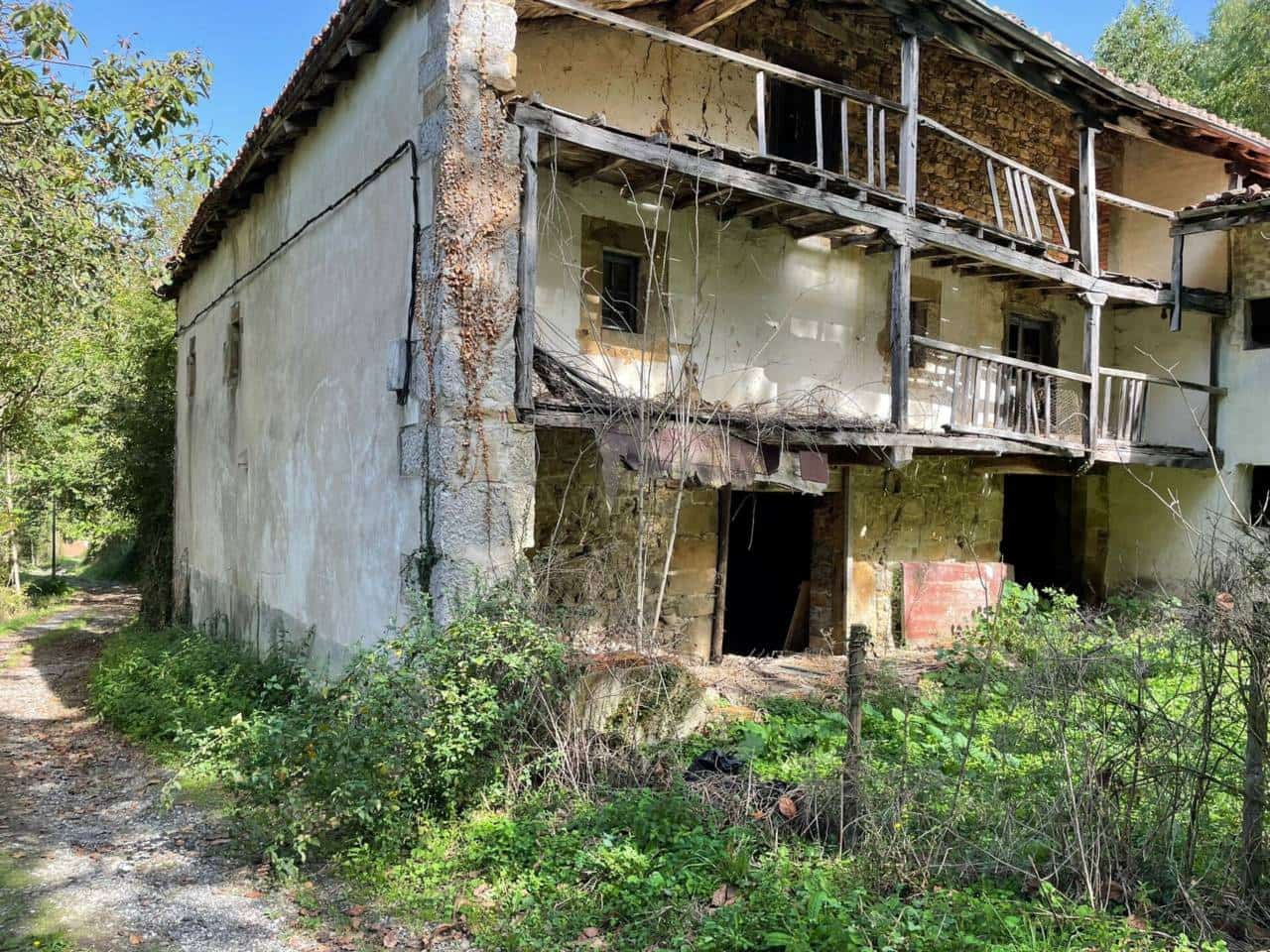 3 soveværelse Finca/Landehus til salg i Karrantza Harana/Valle de Carranza - € 65.000 (Ref: 907541)