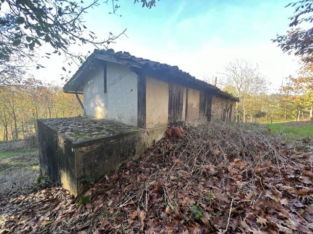 3 bedroom Finca/Country House for sale in Karrantza Harana/Valle de Carranza - € 65,000 (Ref: 907541)