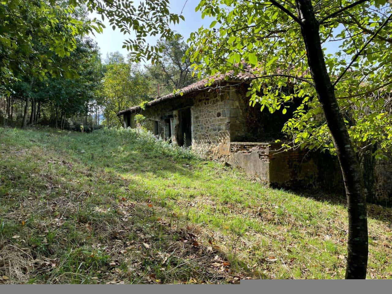 3 soveværelse Finca/Landehus til salg i Karrantza Harana/Valle de Carranza - € 65.000 (Ref: 907541)