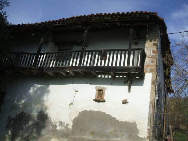 Finca/Country House for sale in Karrantza Harana/Valle de Carranza - € 168,283 (Ref: 907565)