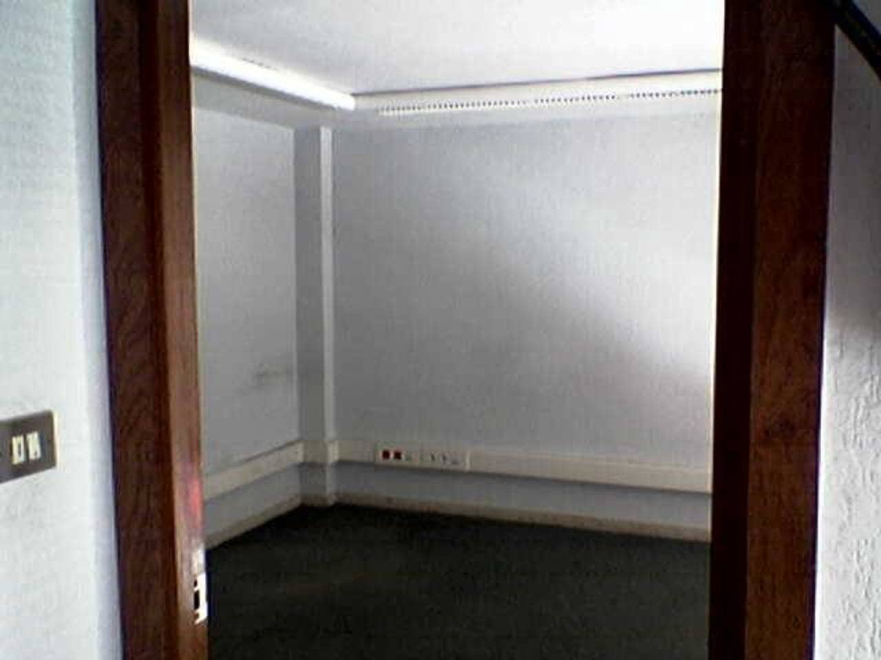 Erhverv til salg i Bilbao - € 240.000 (Ref: 907722)