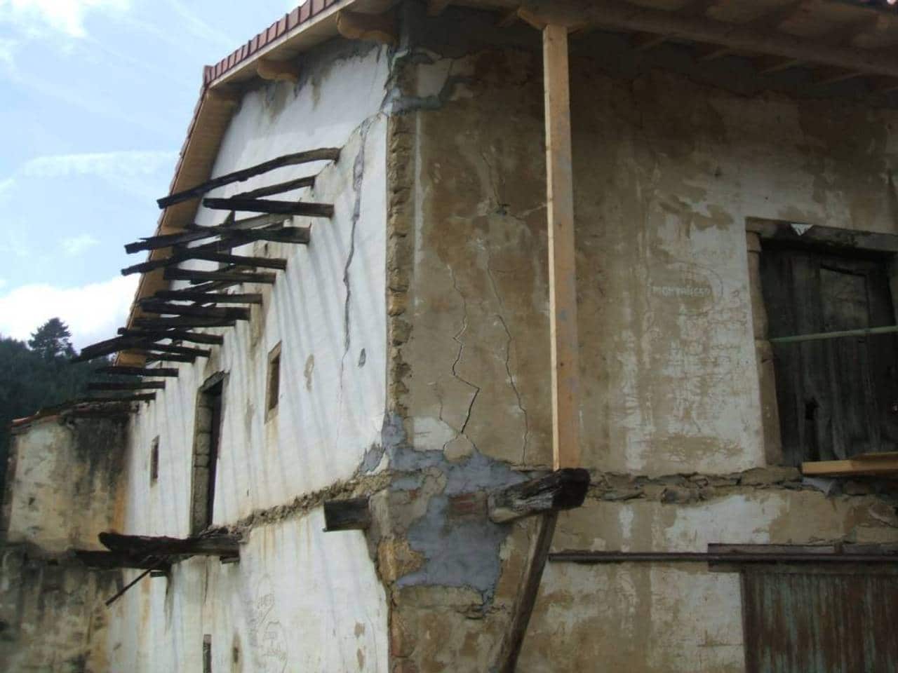 Finca/Herregård til salgs i Karrantza Harana/Valle de Carranza - € 55 000 (Ref: 907727)