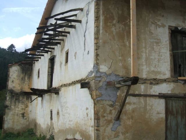 Finca/Country House for sale in Karrantza Harana/Valle de Carranza - € 55,000 (Ref: 907727)