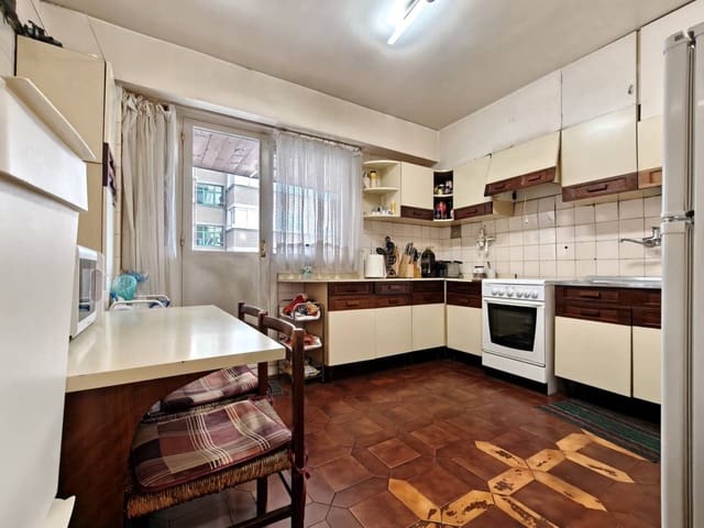 3 chambre Appartement à vendre à Bilbao avec garage - 390 000 € (Ref: 9080983)