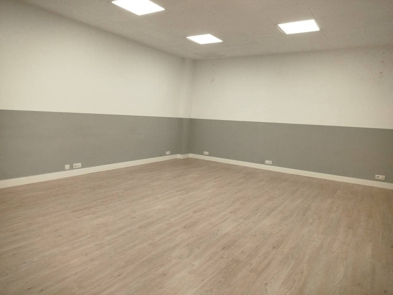 Office for rent in Bilbao - € 600 (Ref: 9084806)