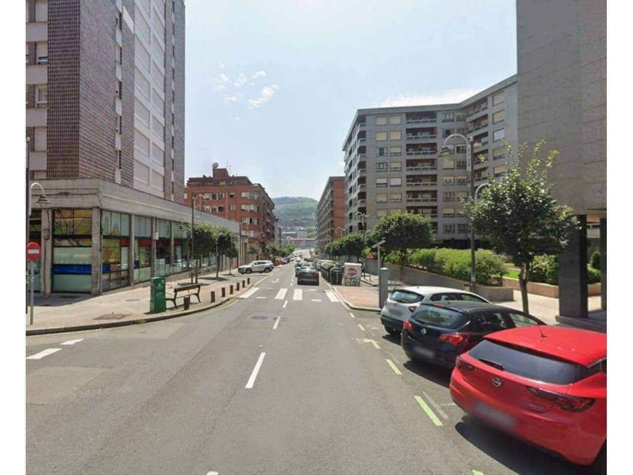 4 soveværelse Lejlighed til leje i Bilbao - € 2.200 (Ref: 9106230)