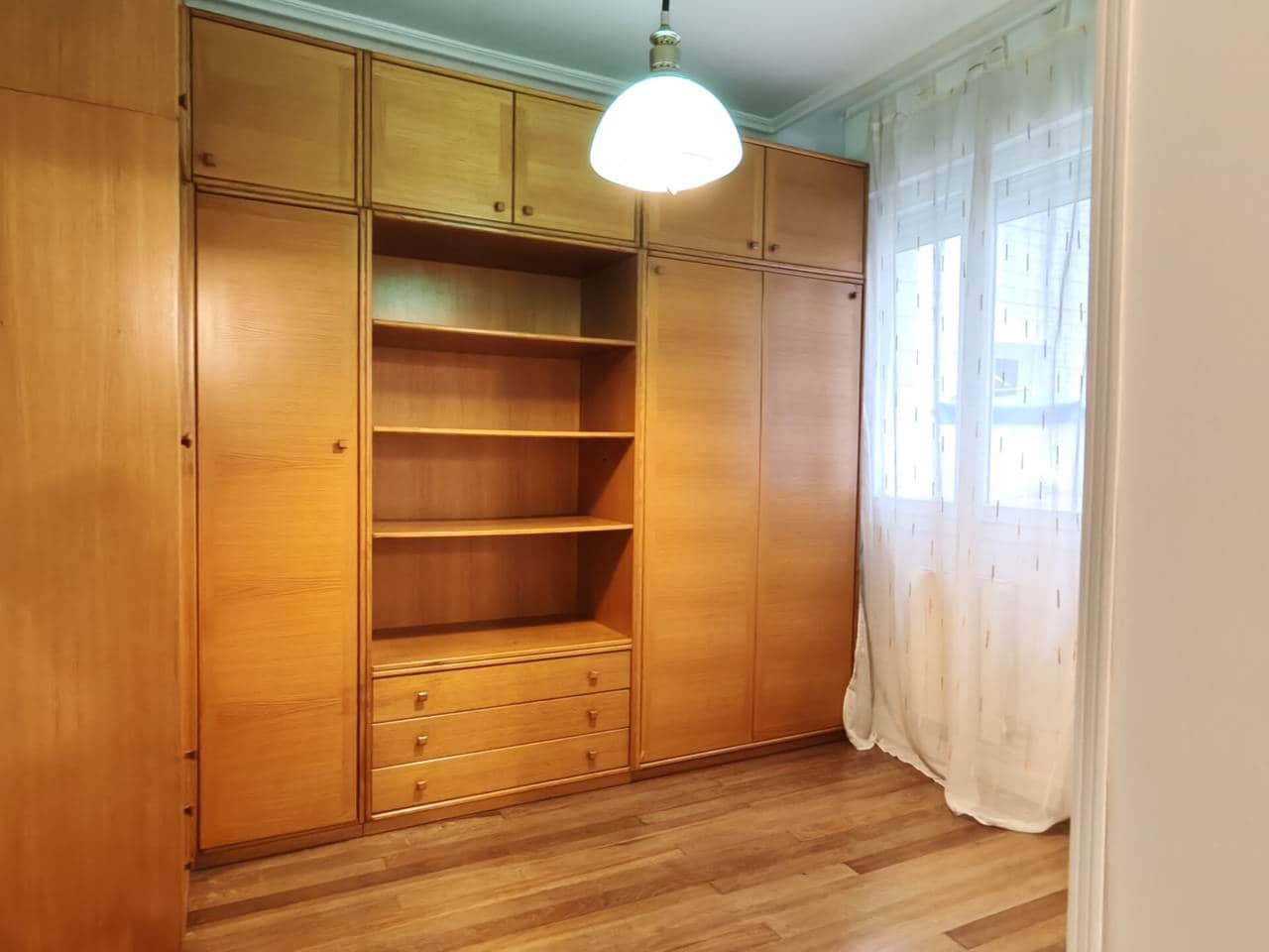 4 soveværelse Lejlighed til leje i Bilbao - € 2.200 (Ref: 9106230)