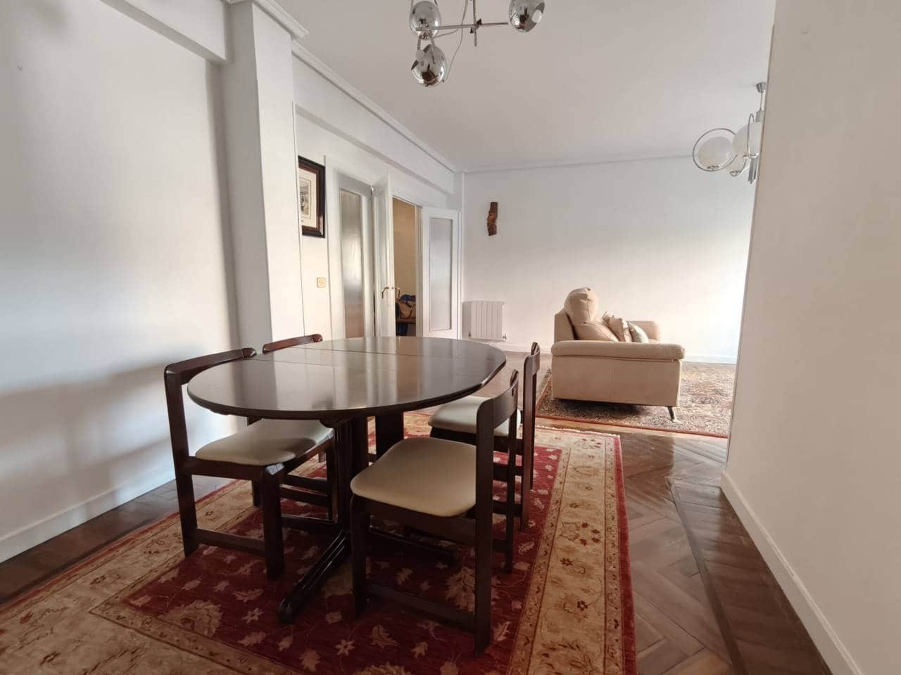 4 soveværelse Lejlighed til leje i Bilbao - € 2.200 (Ref: 9106230)