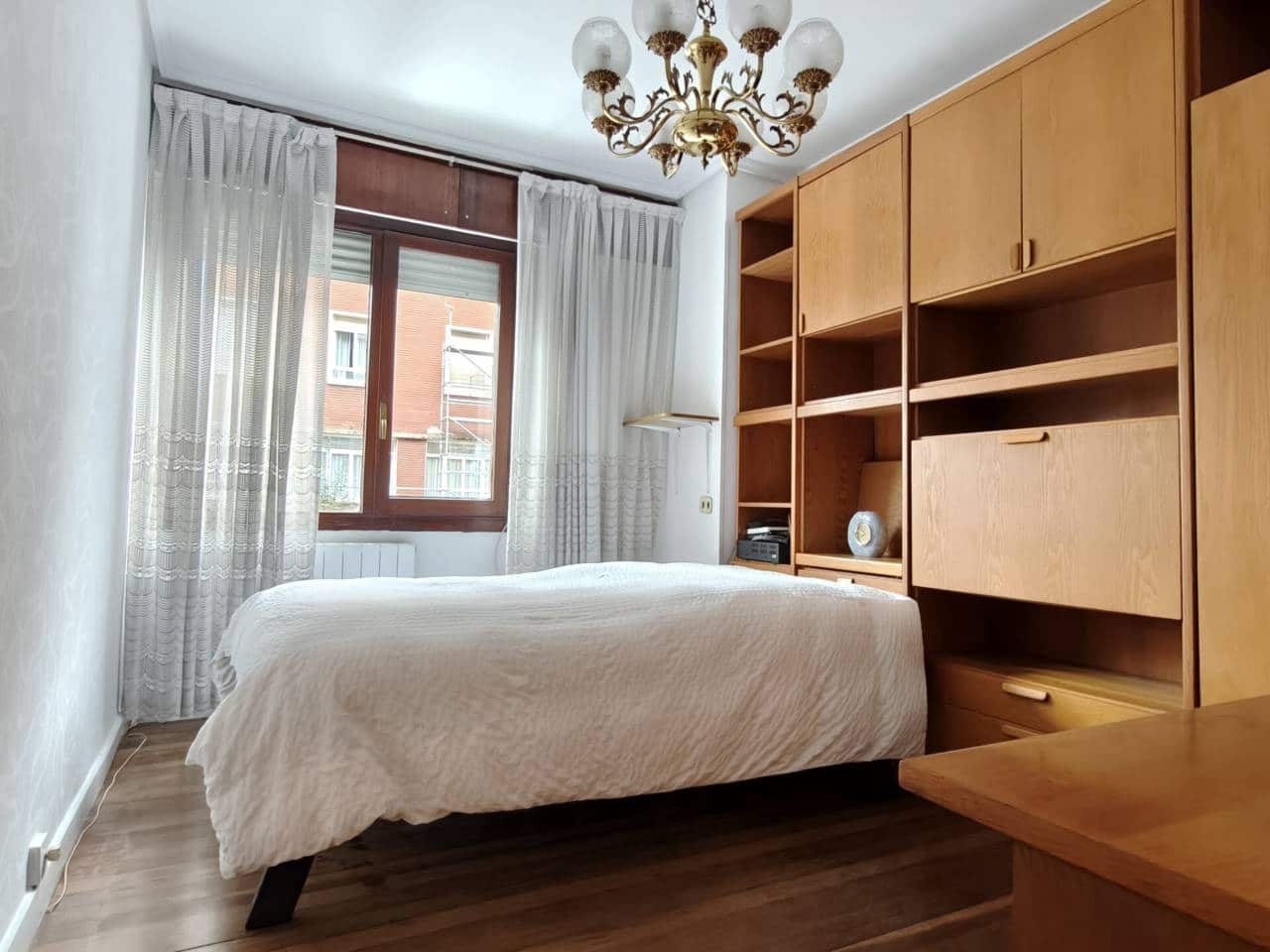 4 soveværelse Lejlighed til leje i Bilbao - € 2.200 (Ref: 9106230)