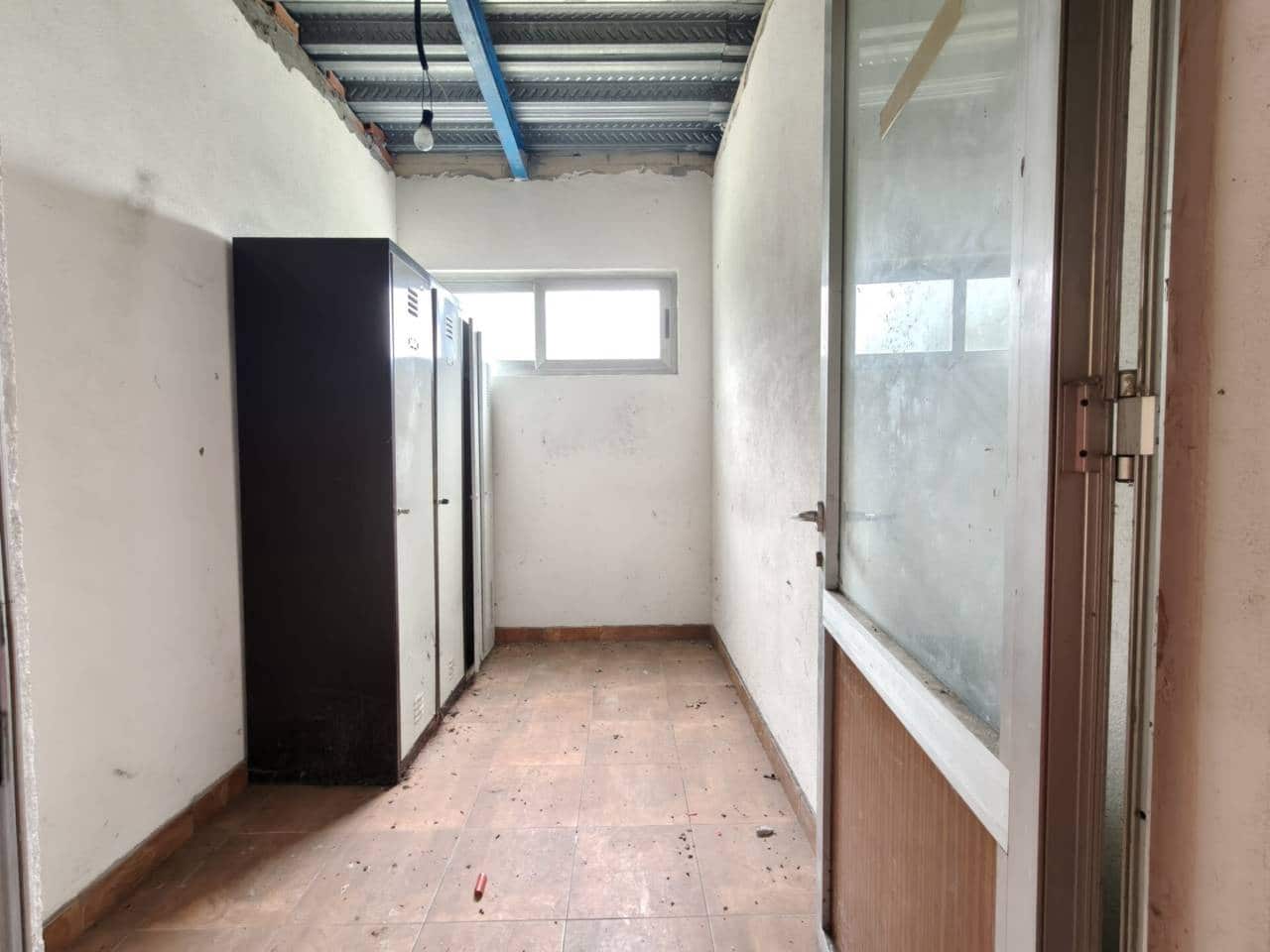 Business for sale in Artziniega - € 373,000 (Ref: 9111738)