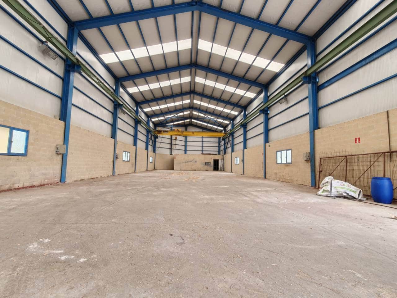 Business for sale in Artziniega - € 373,000 (Ref: 9111738)