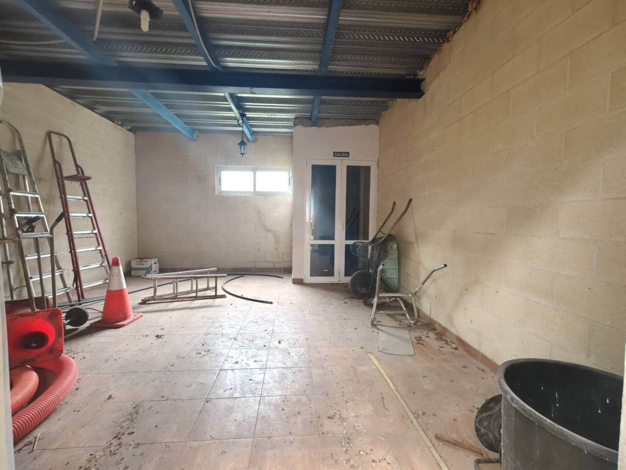 Business for sale in Artziniega - € 373,000 (Ref: 9111738)