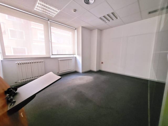 Office for sale in Bilbao - € 495,000 (Ref: 9131997)