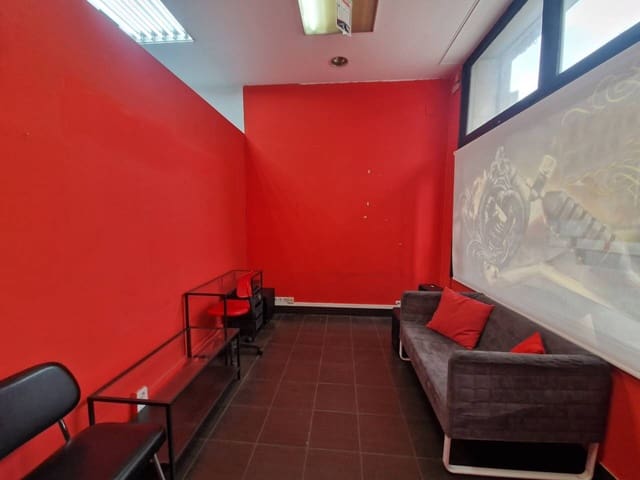 Commercial for rent in Bilbao - € 700 (Ref: 9138506)
