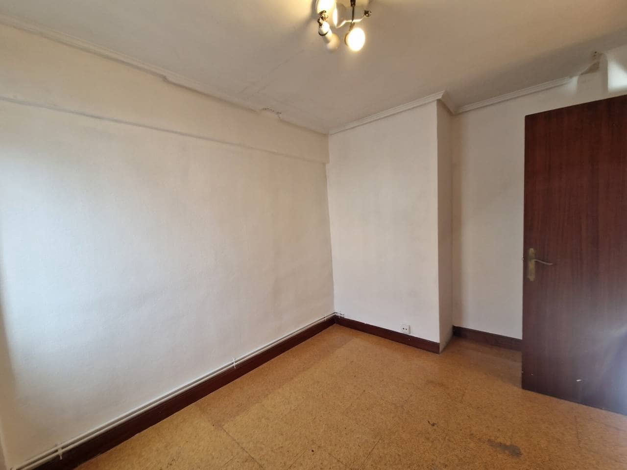3 quarto Apartamento para venda em Bilbao - 177 000 € (Ref: 9203467)
