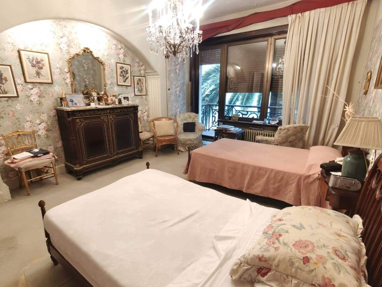 5 soveværelse Lejlighed til salg i Bilbao med garage - € 1.100.000 (Ref: 9226062)