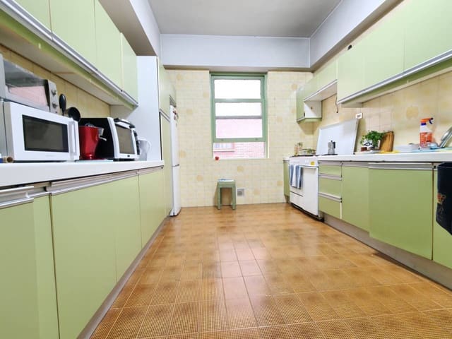 5 soveværelse Lejlighed til salg i Bilbao med garage - € 1.100.000 (Ref: 9226062)