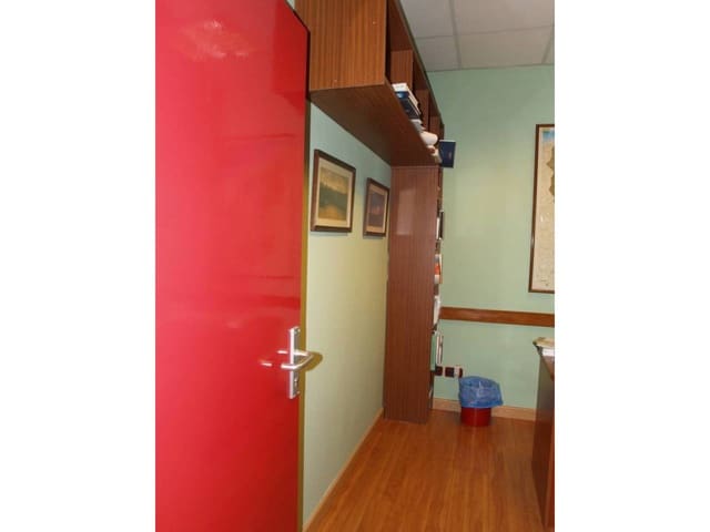 Kommersiell til salgs i Bilbao - € 156 000 (Ref: 923328)