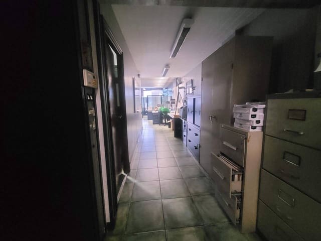 Erhverv til leje i Bilbao - € 2.500 (Ref: 9239549)