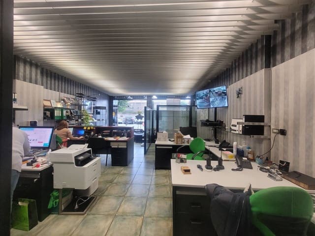 Erhverv til leje i Bilbao - € 2.500 (Ref: 9239549)