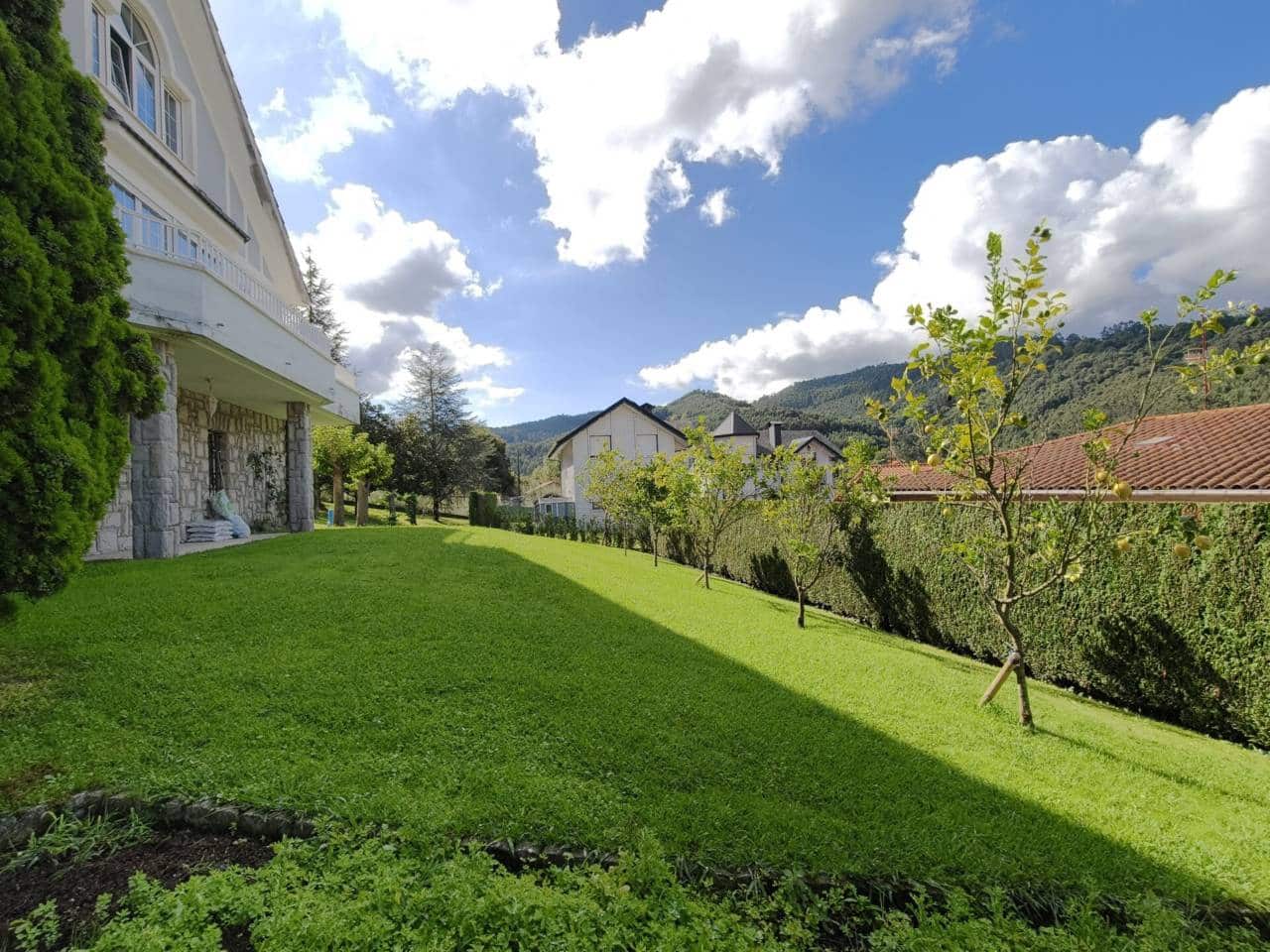 4 soveværelse Villa til salg i Castro-Urdiales med garage - € 550.000 (Ref: 9264038)