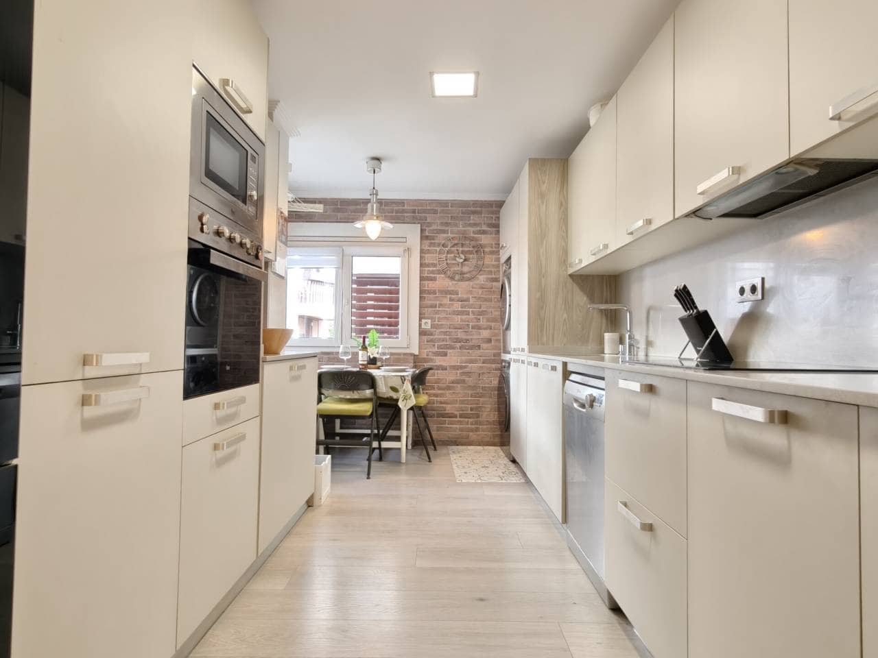 4 soveværelse Lejlighed til salg i Getxo med garage - € 560.000 (Ref: 9280718)