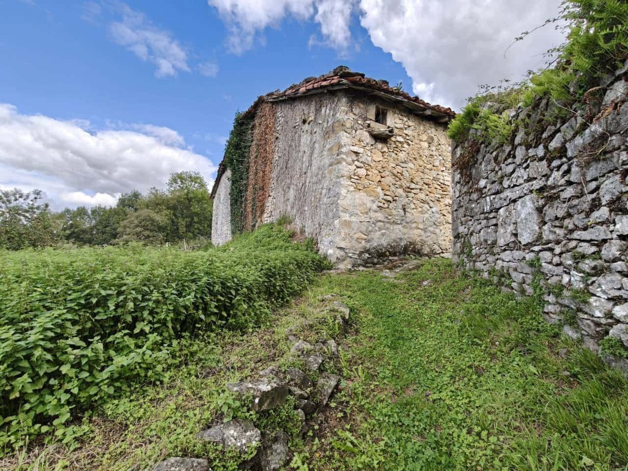 Omakotitalo myytävänä paikassa Trucios - 91 000 € (Ref: 9319768)