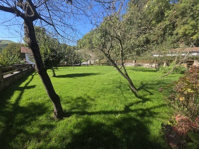 3 bedroom Finca/Country House for sale in Karrantza Harana/Valle de Carranza - € 295,000 (Ref: 9325333)