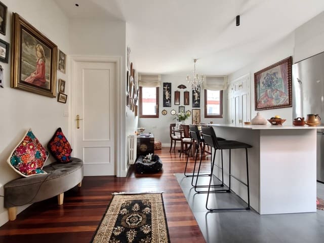 3 soveværelse Lejlighed til salg i Bilbao med garage - € 600.000 (Ref: 9336967)