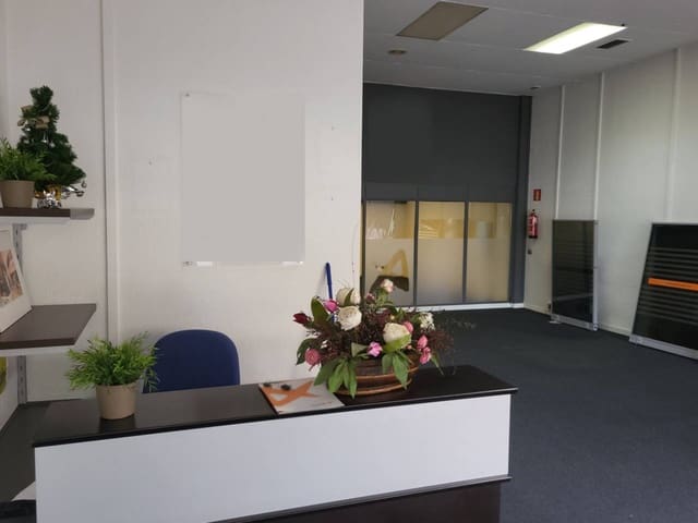 Comercial para venda em Bilbao com garagem - 389 000 € (Ref: 9344016)