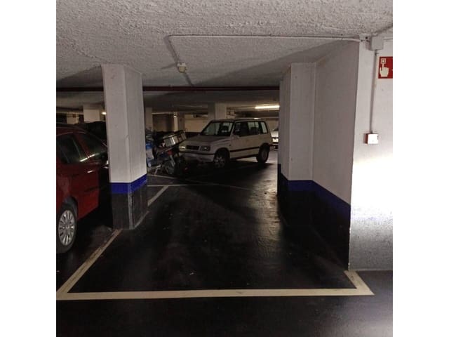 Garage à louer à Bilbao - 140 € (Ref: 9361821)