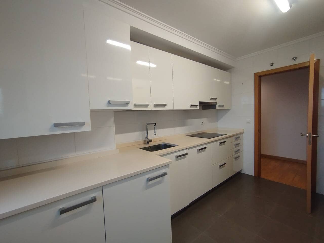 3 slaapkamer Flat te koop in Santander met garage - € 372.000 (Ref: 9378596)