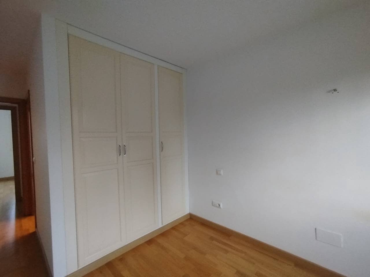 3 slaapkamer Flat te koop in Santander met garage - € 372.000 (Ref: 9378596)