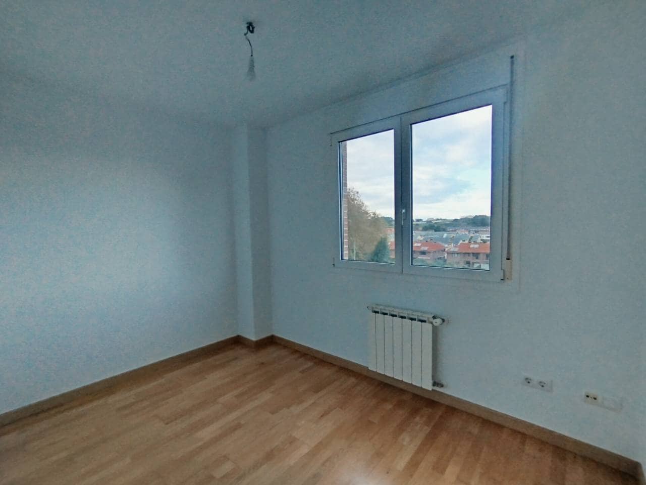3 slaapkamer Flat te koop in Santander met garage - € 372.000 (Ref: 9378596)