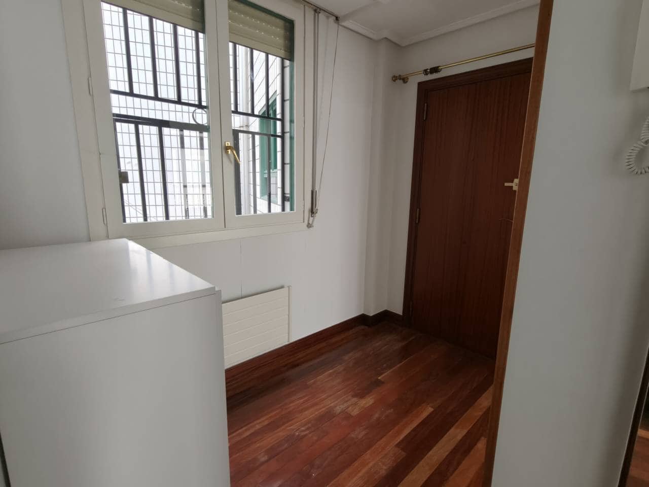 1 sovrum Lägenhet att hyra i Bilbao - 1 100 € (Ref: 9387103)